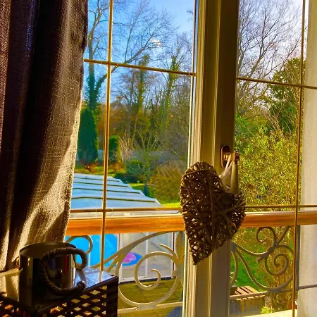 Chez Lilly Et Cie: Nature Et Bien-Etre / Spa